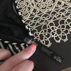 Victoria's Secret Intimates & Sleepwear - Victoria Sport Striped Bra Victoria's Secret Intimates & Sleepwear - Victoria Sport Striped Bra